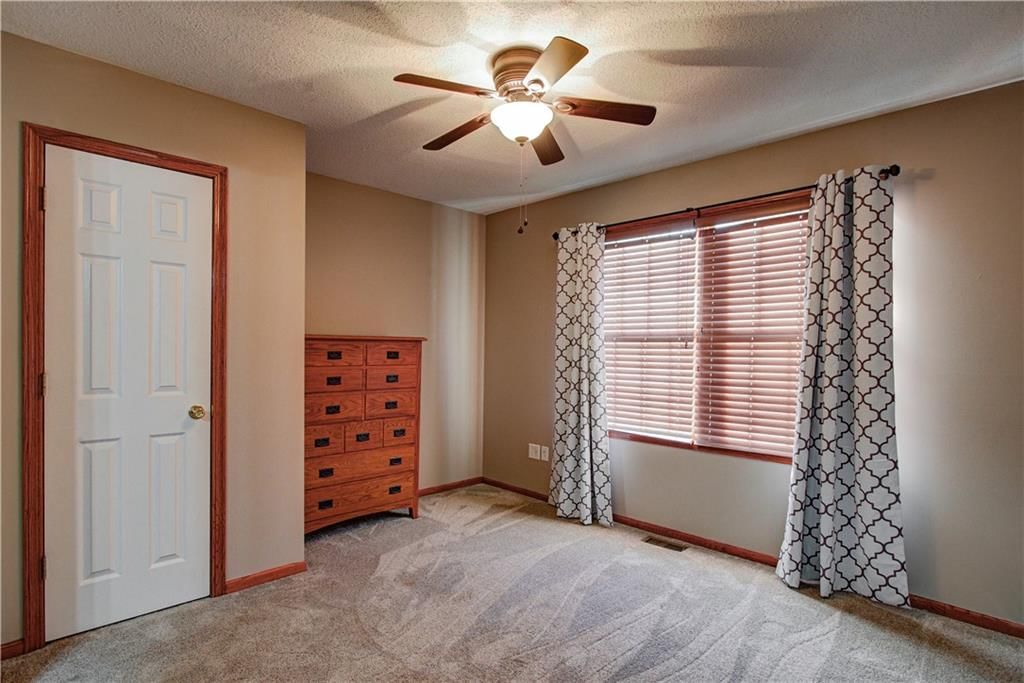 2209 Jil Street — photo 31