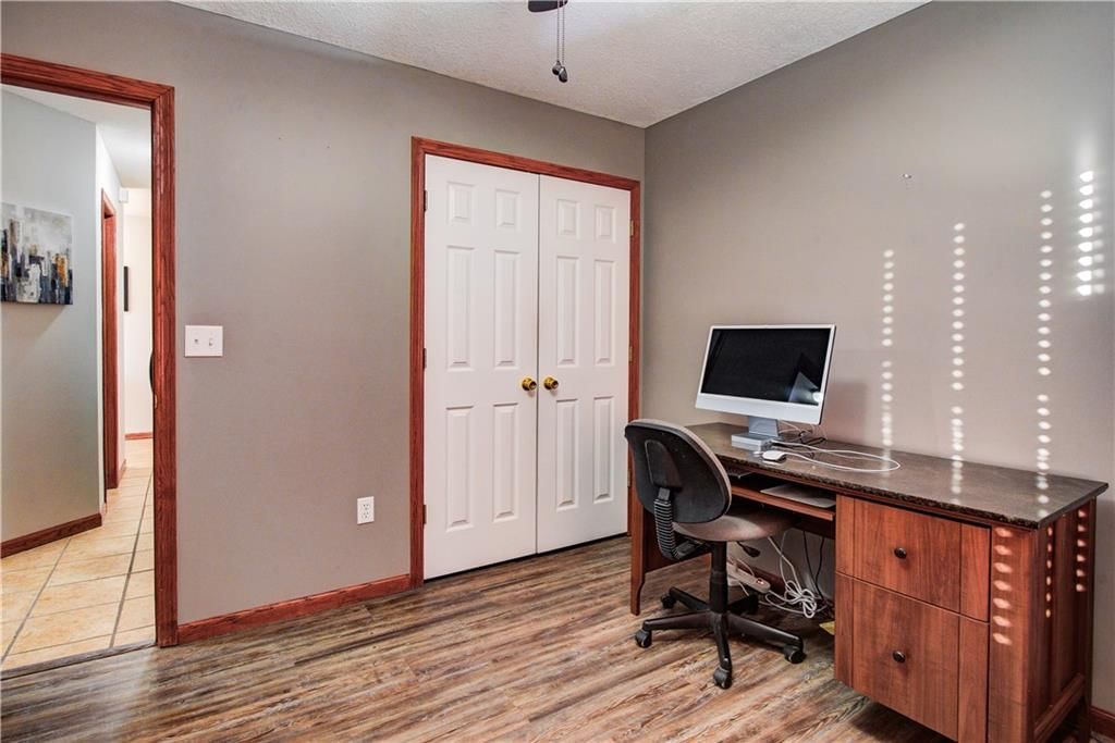 2209 Jil Street — photo 33