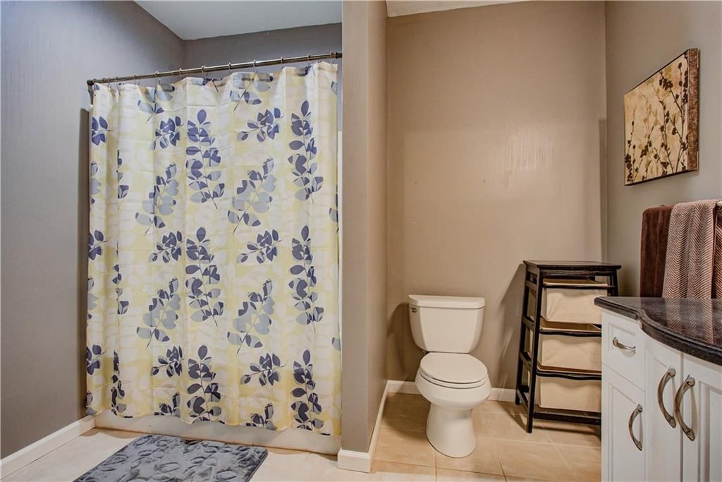 2209 Jil Street — photo 37