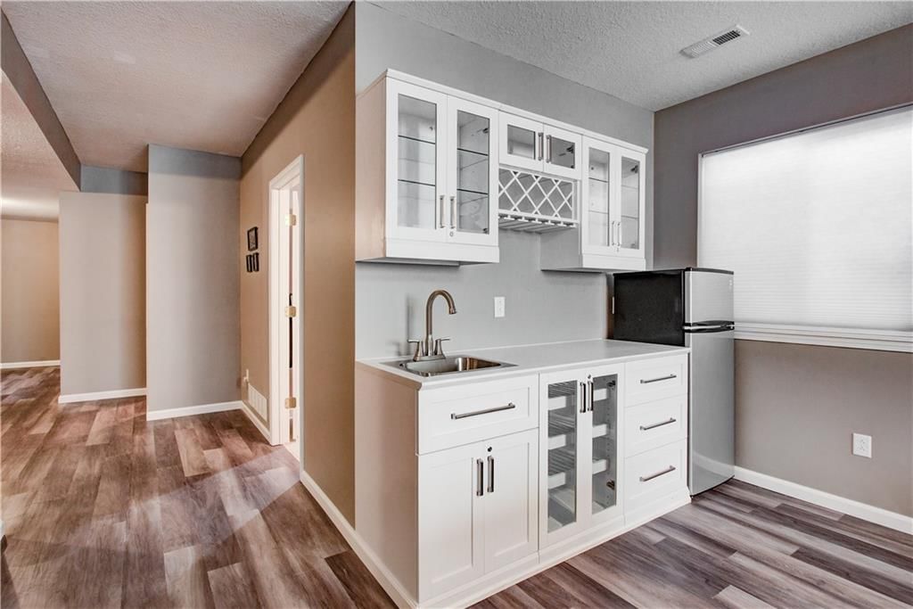 2209 Jil Street — photo 47