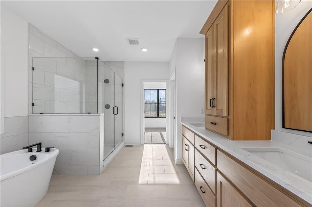 7644 N Booth Avenue — photo 19