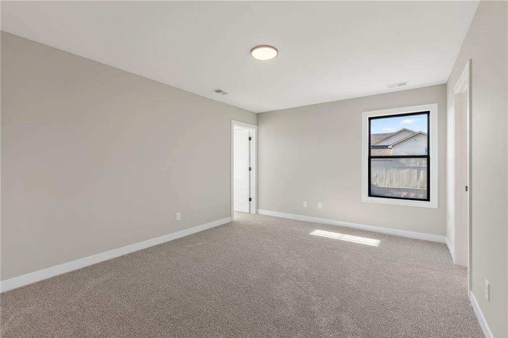 7644 N Booth Avenue — photo 32