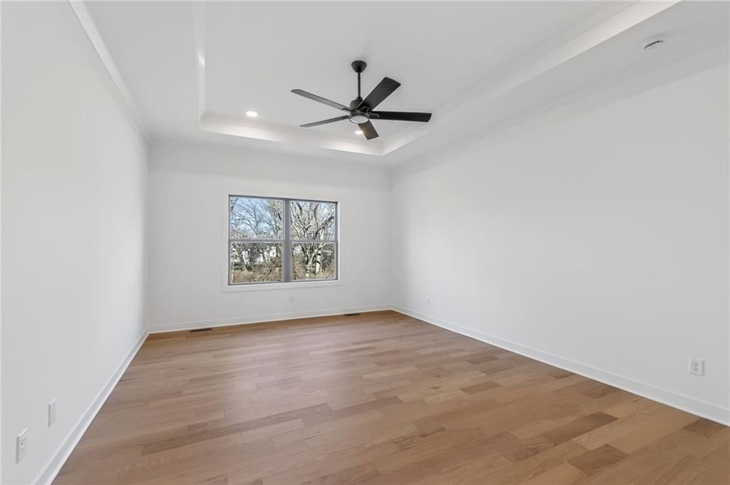 7644 N Booth Avenue — photo 44