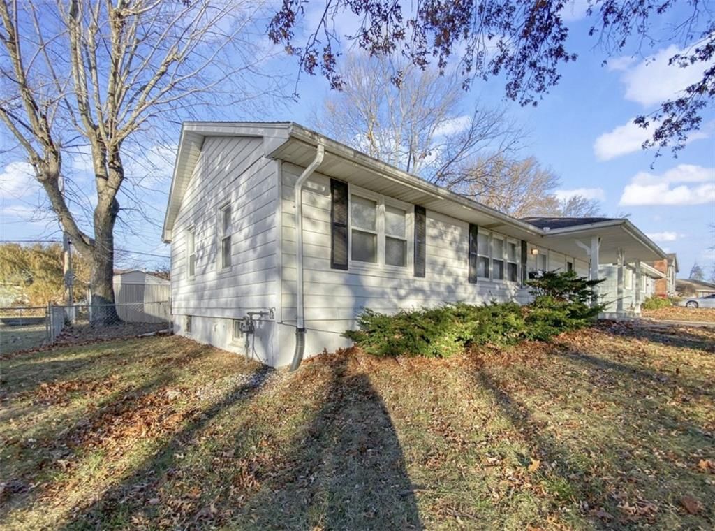 4120 S Cottage Avenue — photo 3