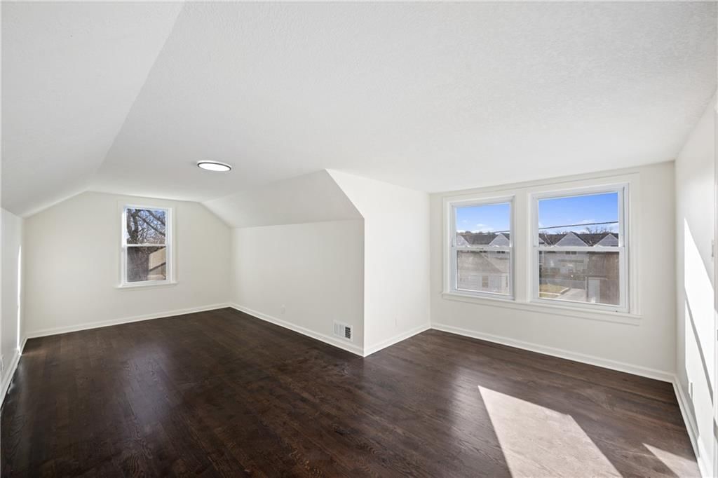 5401 W 58th Street — photo 21