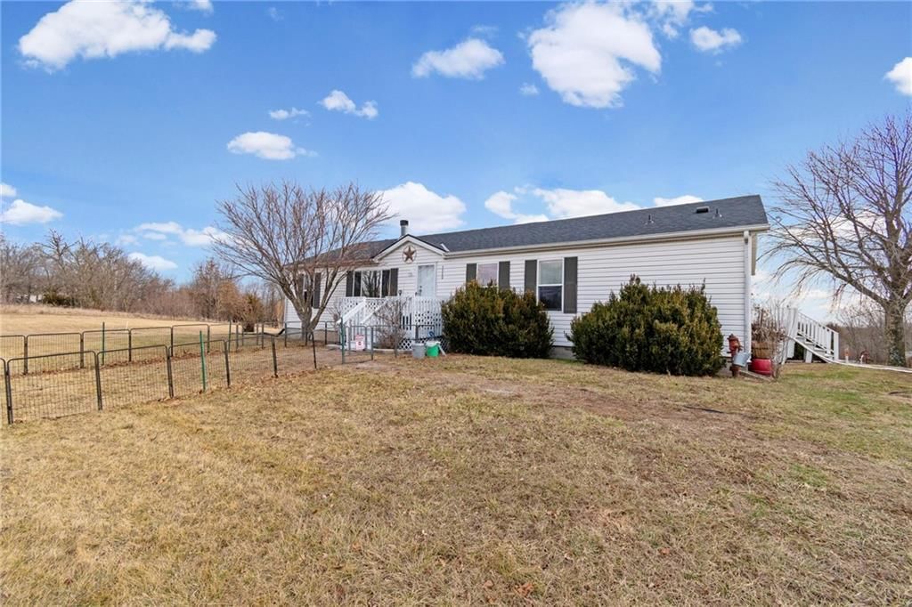 5730 SE 33 Highway — photo 3