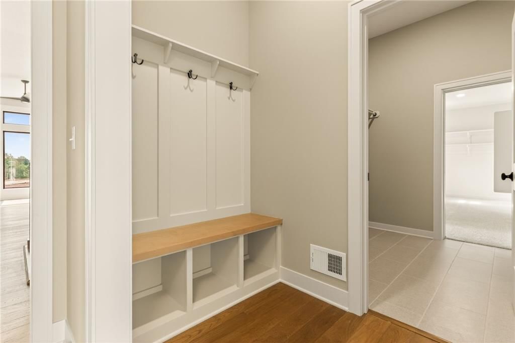 7629 N Booth Avenue — photo 32