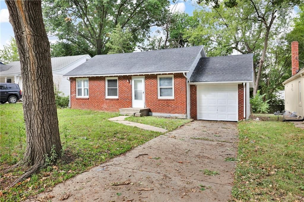 7406 Tracy Avenue — photo 3