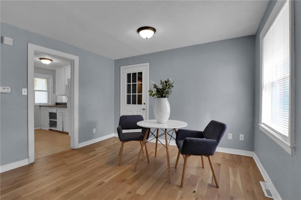 7406 Tracy Avenue — photo 6