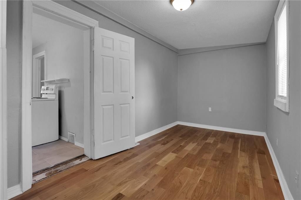 7406 Tracy Avenue — photo 12
