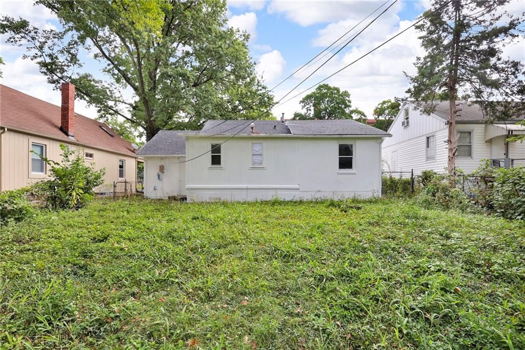 7406 Tracy Avenue — photo 21