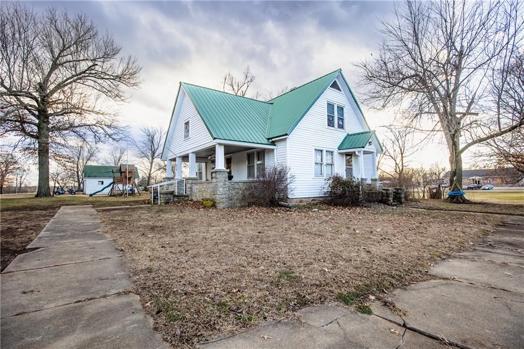 515 E Kansas Avenue, Blue Mound, KS