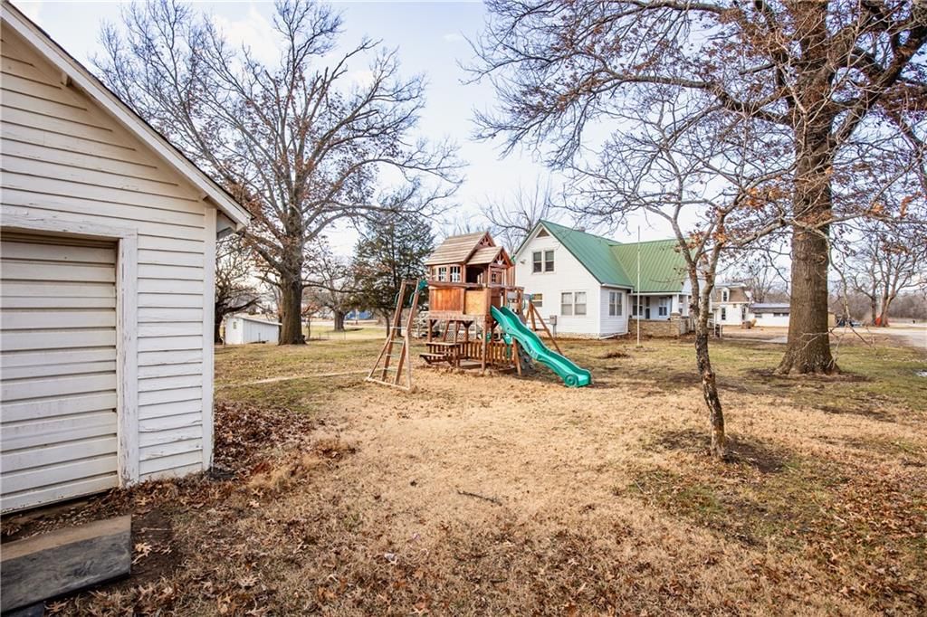515 E Kansas Avenue — photo 9