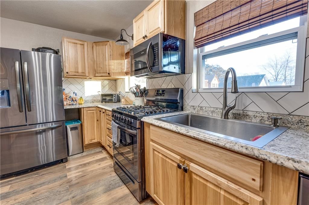 515 E Kansas Avenue — photo 32