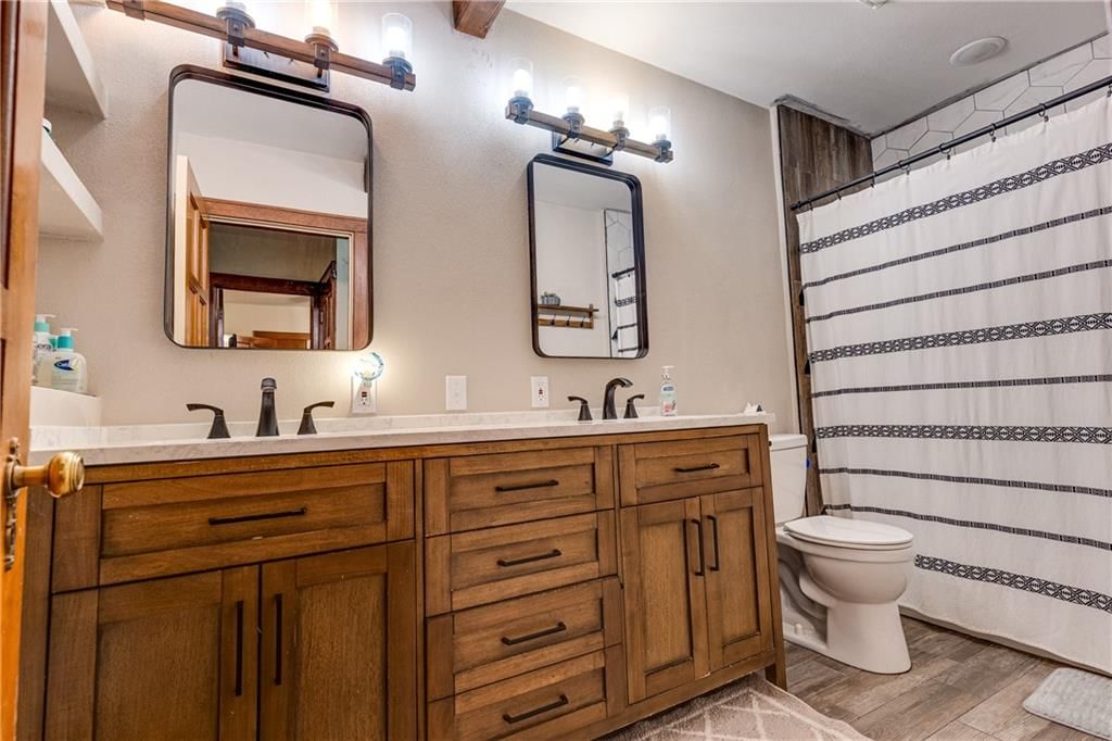 515 E Kansas Avenue — photo 35