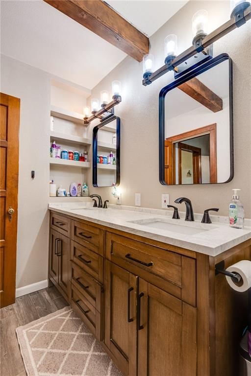 515 E Kansas Avenue — photo 37