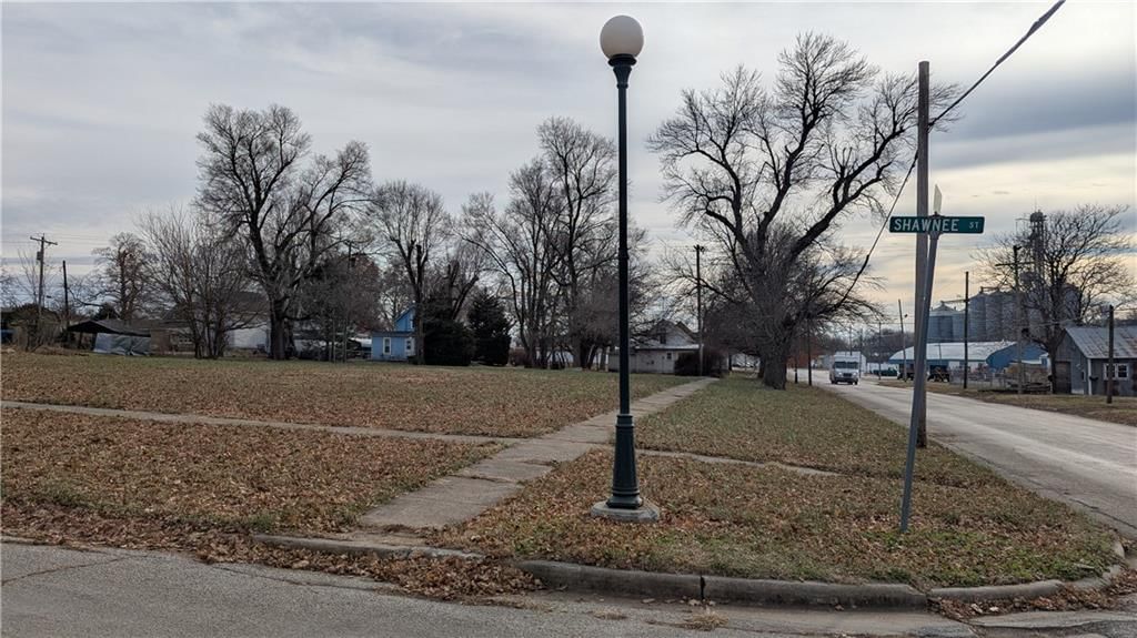 815 Shawnee Street — photo 2