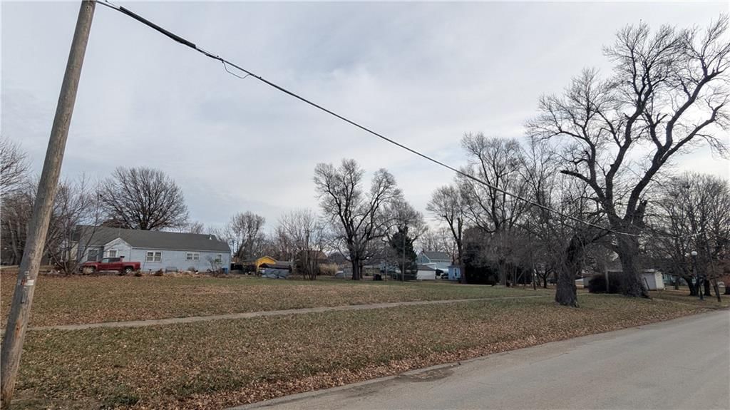 815 Shawnee Street — photo 8