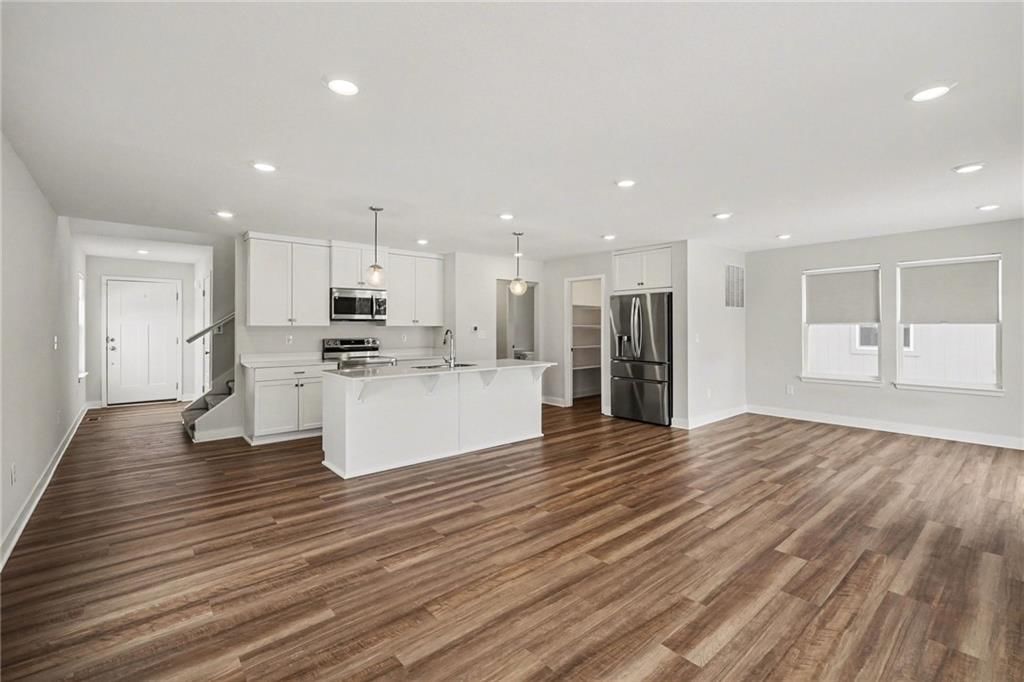 18077 Hauser Street — photo 9