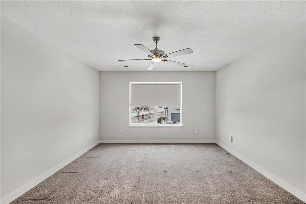 18077 Hauser Street — photo 15
