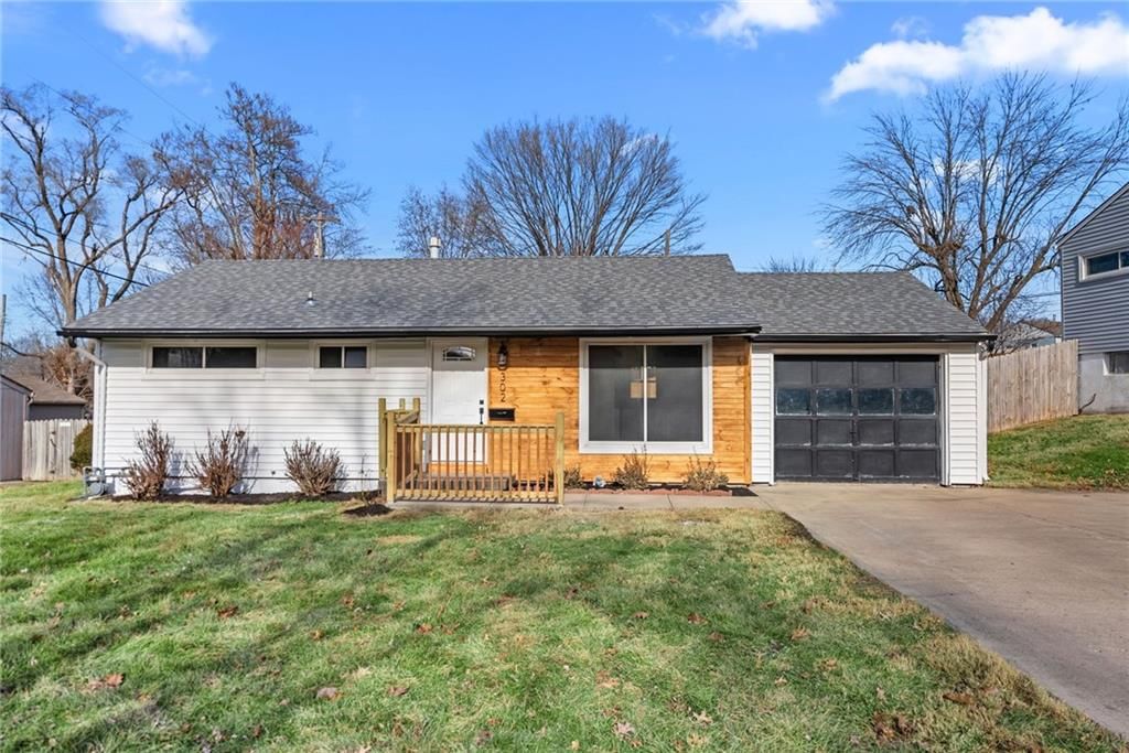 302 Lake Drive, Belton, MO