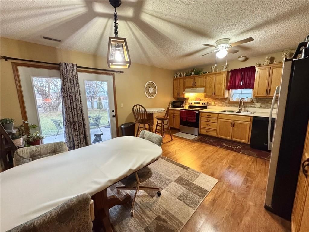 1105 Fox Run Drive — photo 15