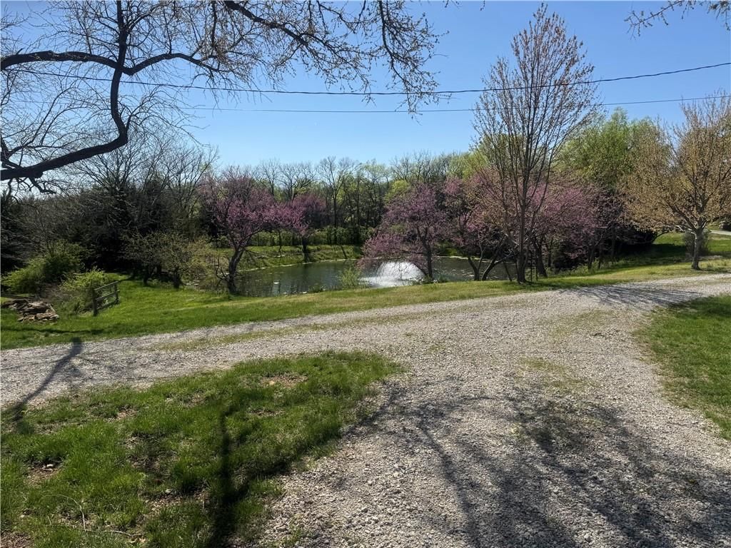 21405 W 73 Terrace — photo 7