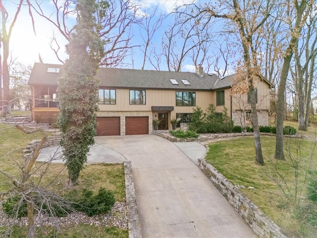 450 Hillcrest Street E — photo 3