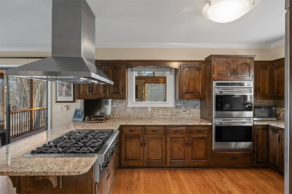 450 Hillcrest Street E — photo 24