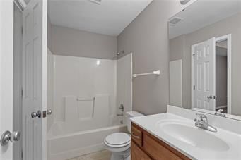 218 N 6th Terrace — photo 12