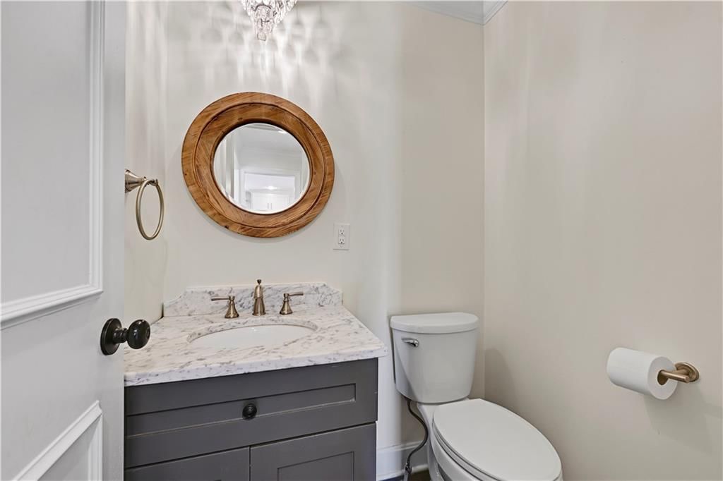 6241 Howe Drive — photo 8