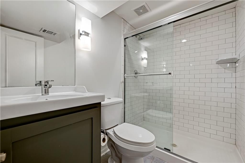 6241 Howe Drive — photo 27