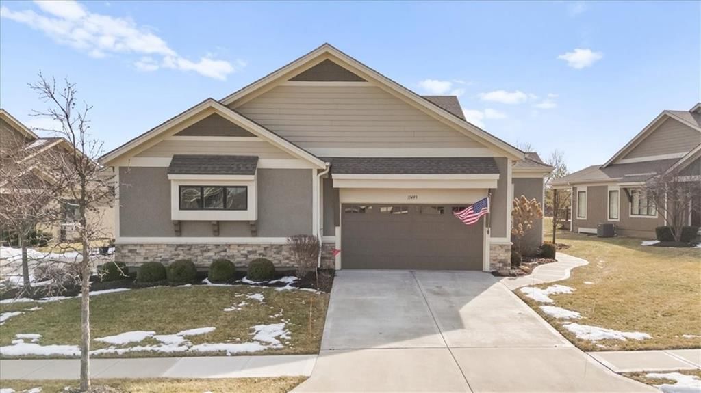 11493 S Waterford Drive — photo 2