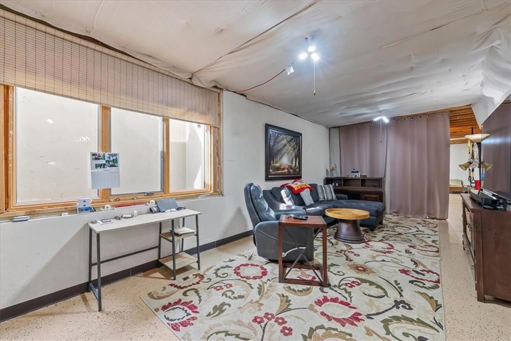 11493 S Waterford Drive — photo 15