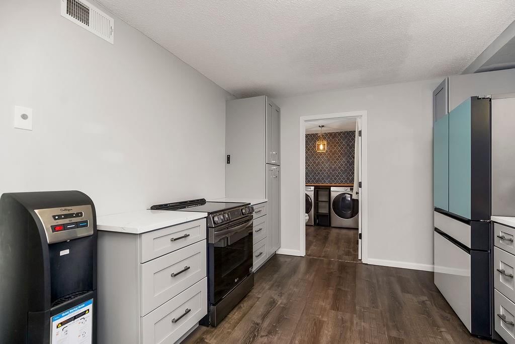 1118 NW 63rd Street — photo 8