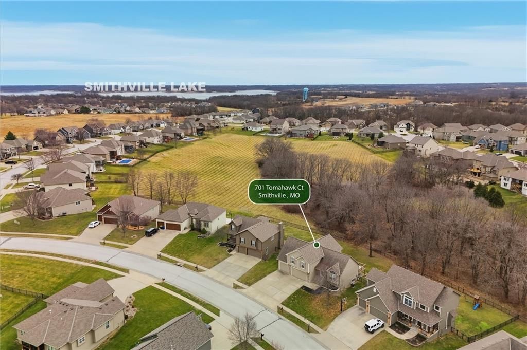701 Tomahawk Court — photo 3