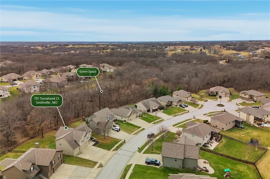 701 Tomahawk Court — photo 4