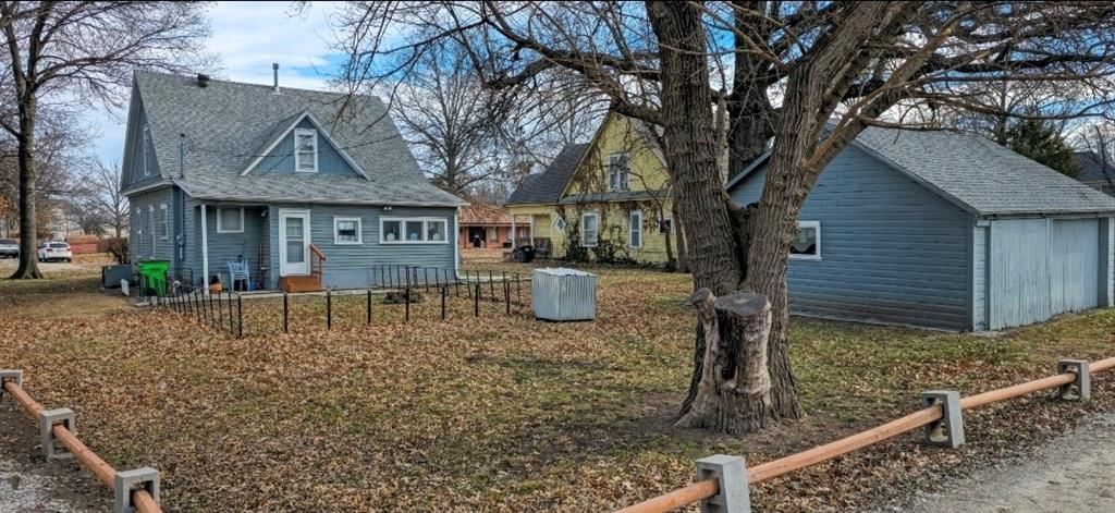 1034 S Hickory Street — photo 10