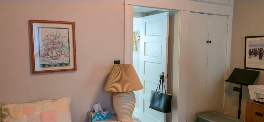 1034 S Hickory Street — photo 26