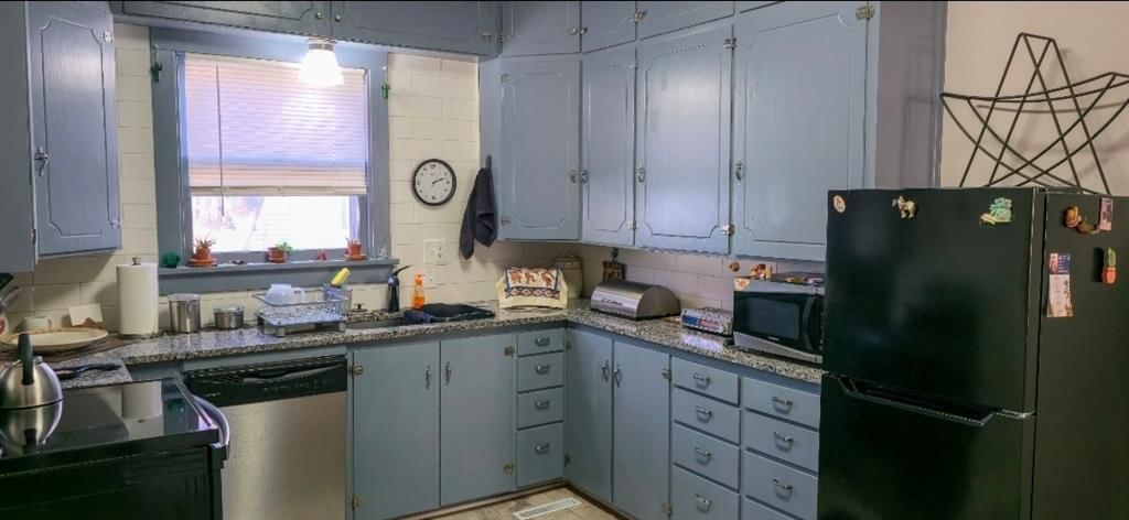 1034 S Hickory Street — photo 36