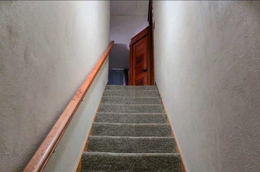 1034 S Hickory Street — photo 41