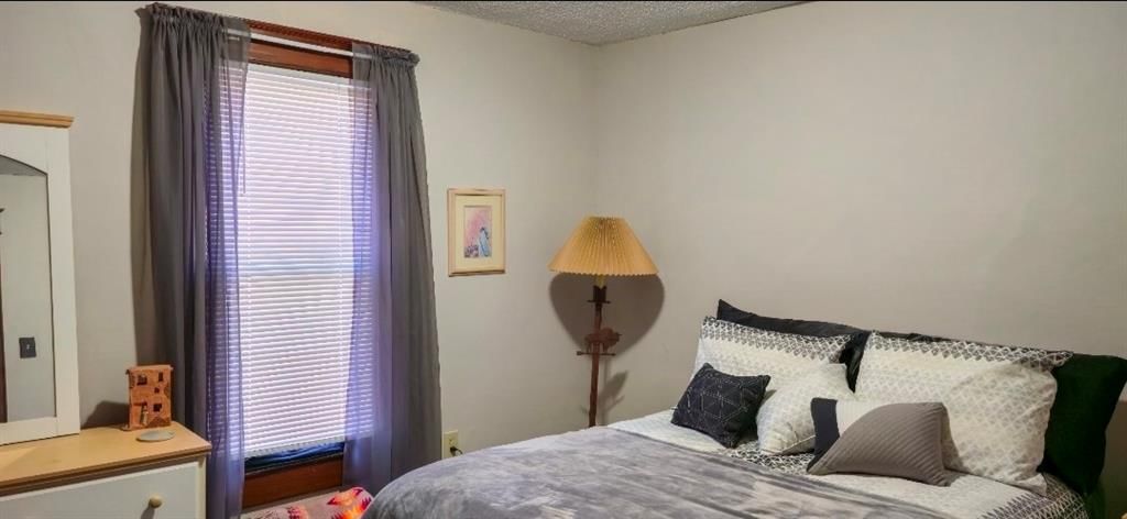 1034 S Hickory Street — photo 42