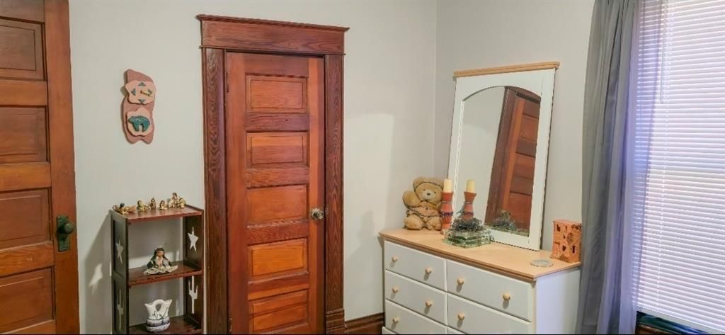 1034 S Hickory Street — photo 43