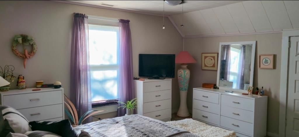 1034 S Hickory Street — photo 51