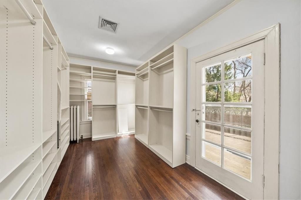 1205 W 60th Terrace — photo 28