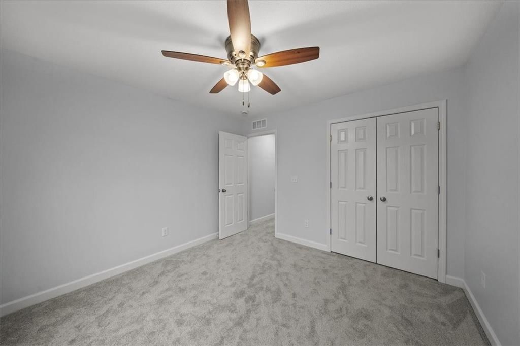 305 S Jefferson Street — photo 21
