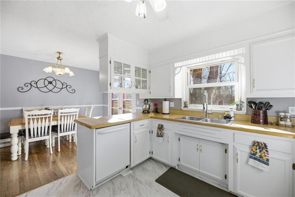 6018 Richards Drive — photo 13