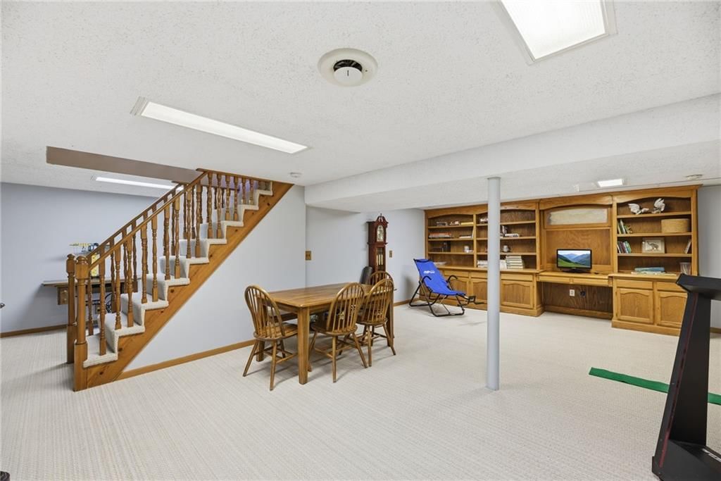 6018 Richards Drive — photo 26