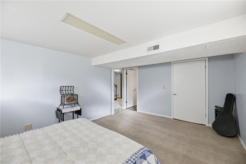 6018 Richards Drive — photo 30