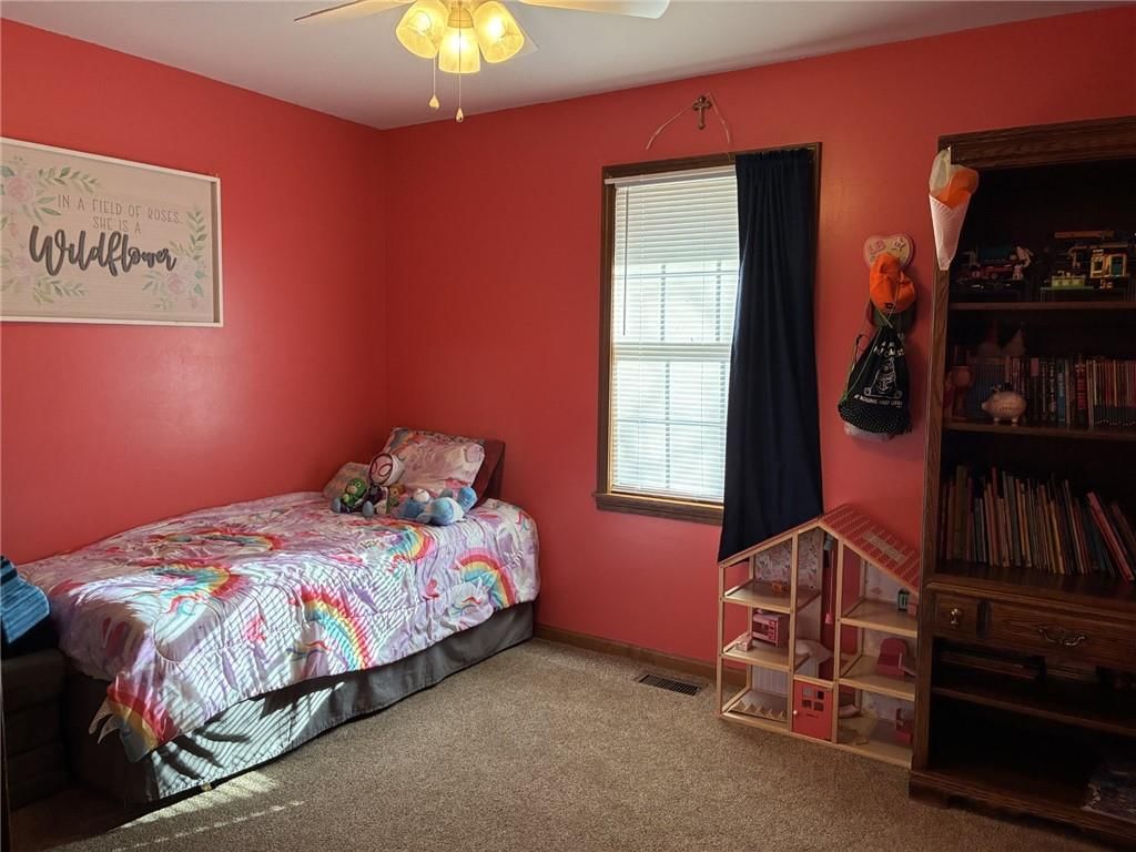 1108 W Maple Terrace — photo 19